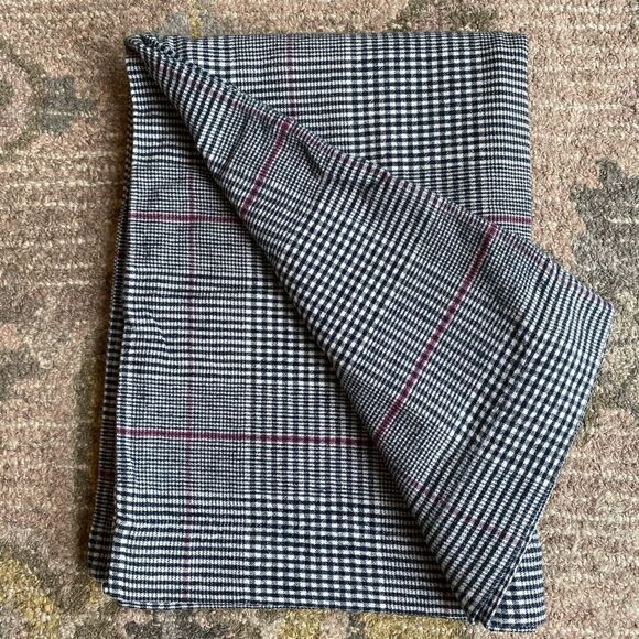 Simple Light Fleece Plaid over Plaid Bed Pillow Case Set - Picture 4 of 4